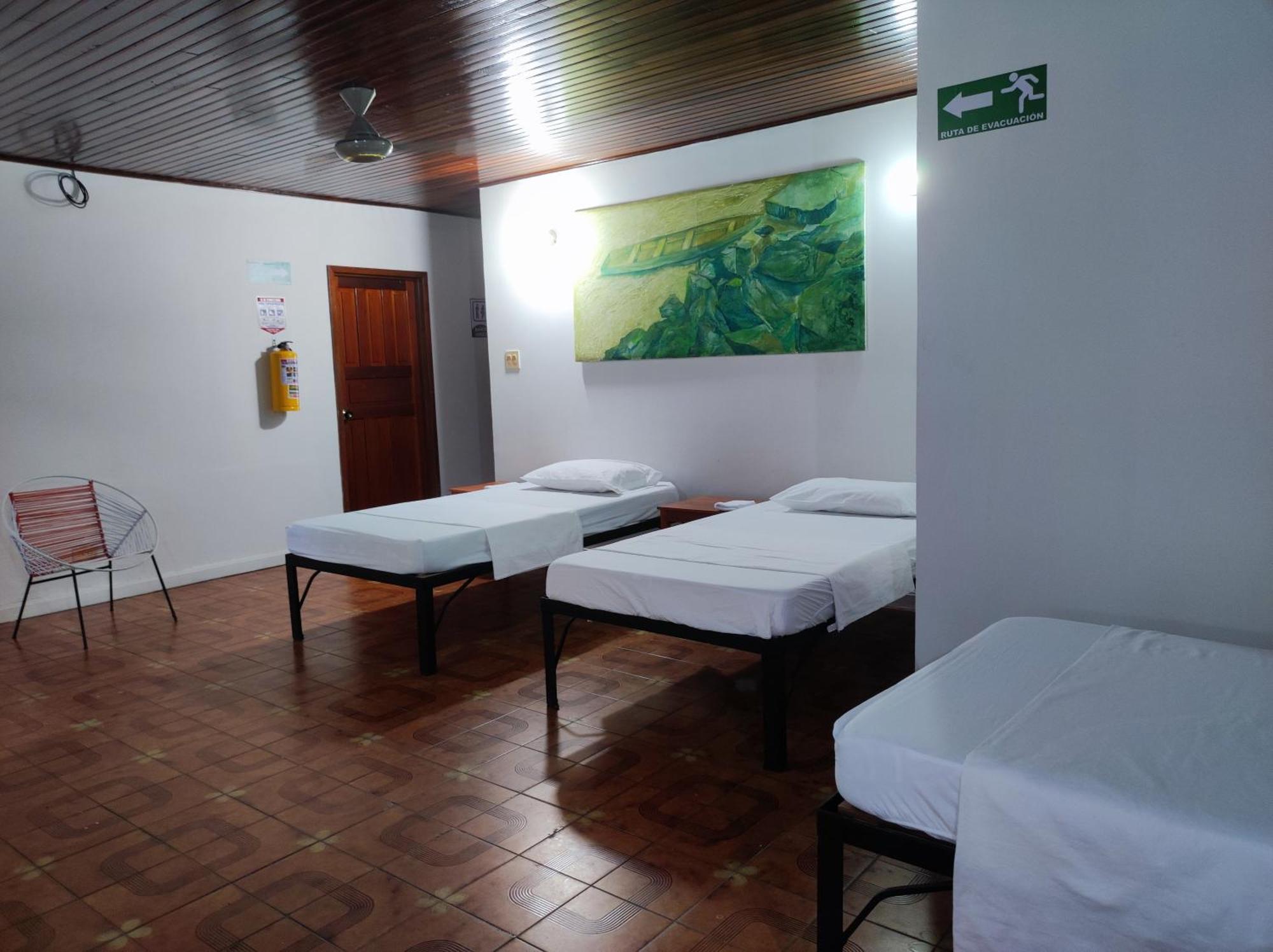 Leticias Guest House Exterior photo