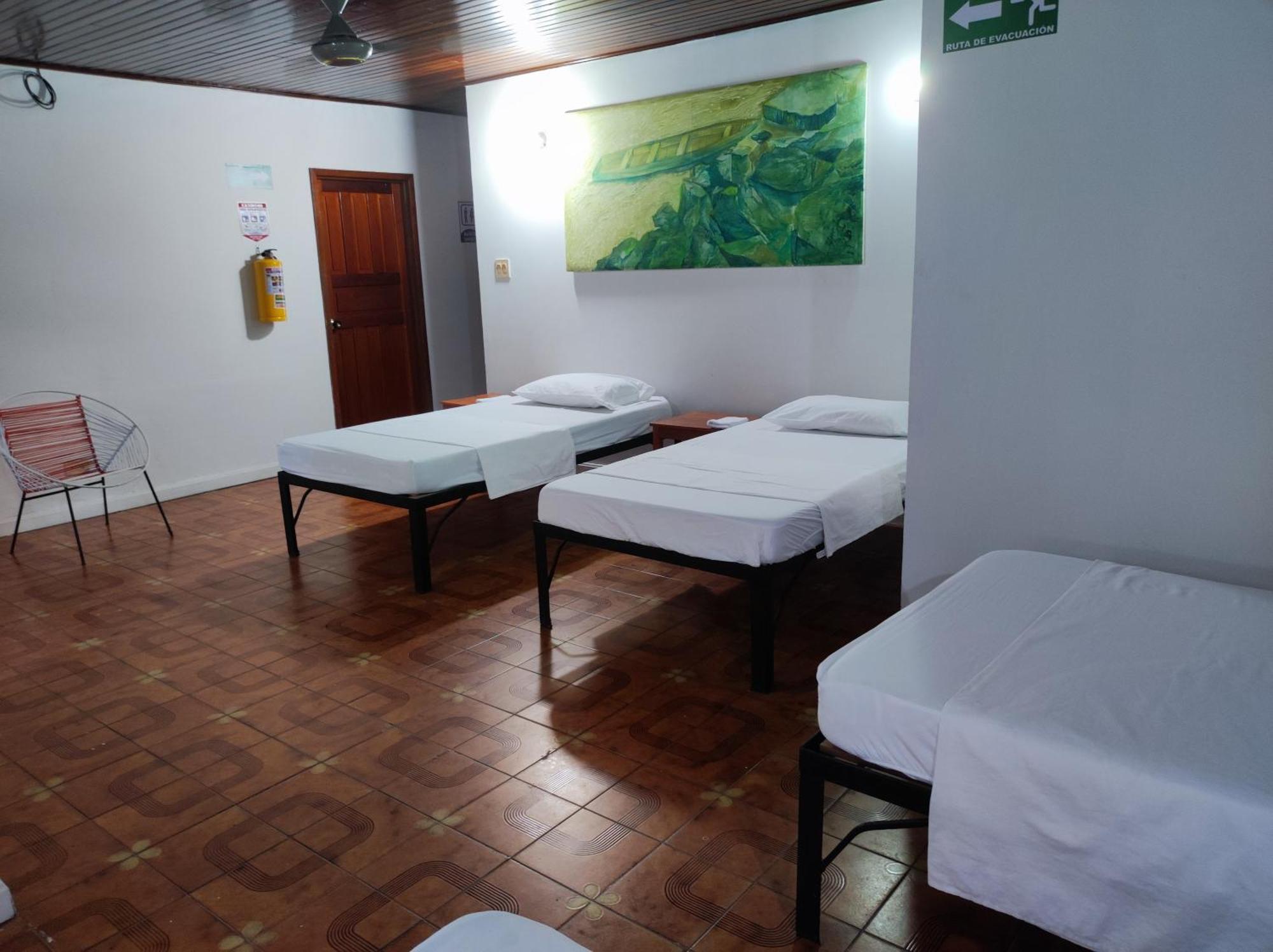 Leticias Guest House Exterior photo