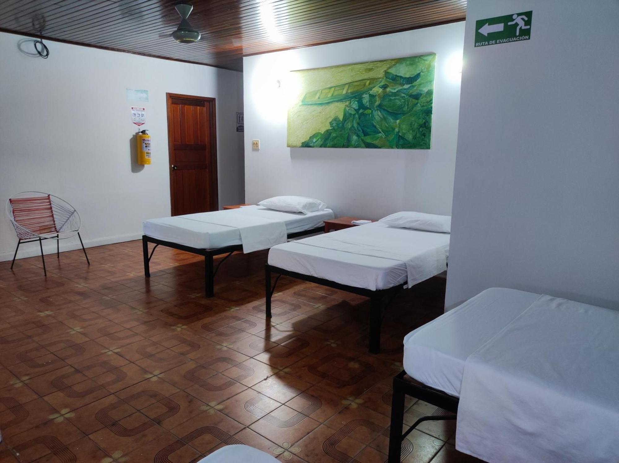 Leticias Guest House Exterior photo