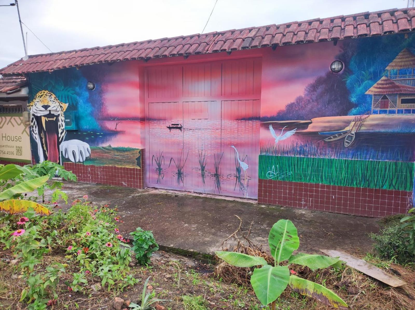Leticias Guest House Exterior photo
