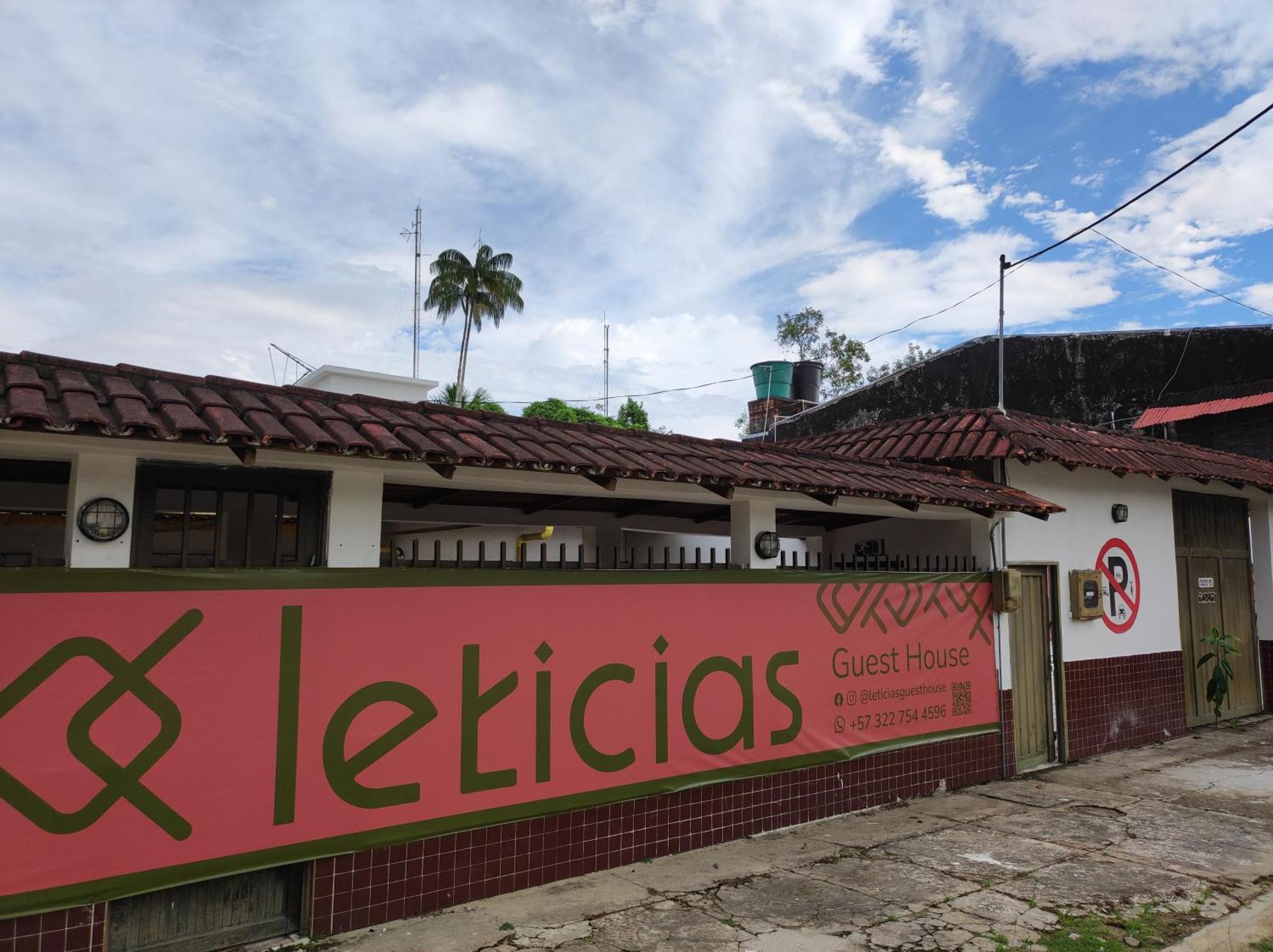 Leticias Guest House Exterior photo