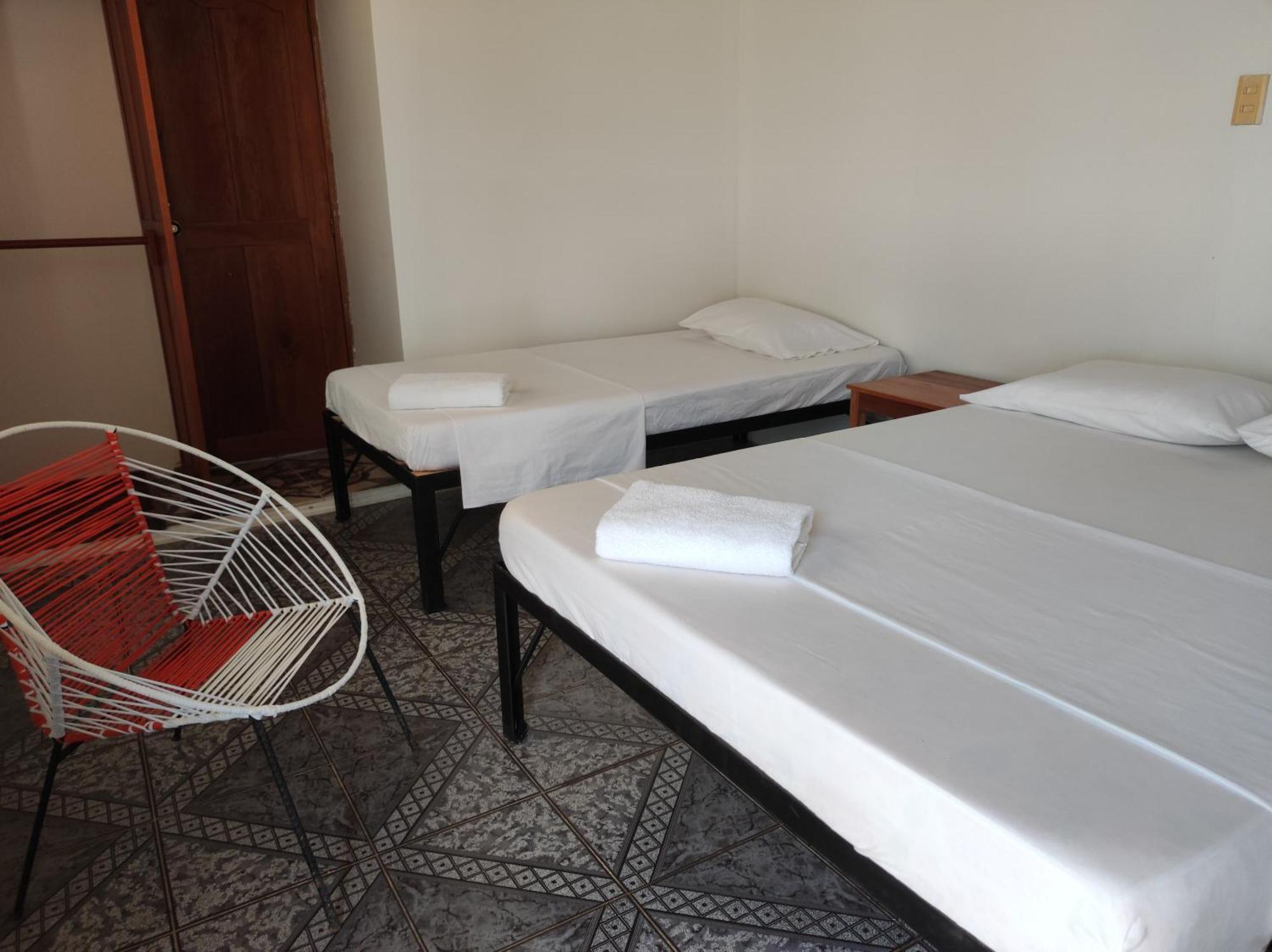 Leticias Guest House Room photo